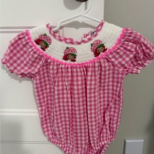 Pink Gingham Bubble with Strawberry Shortcake